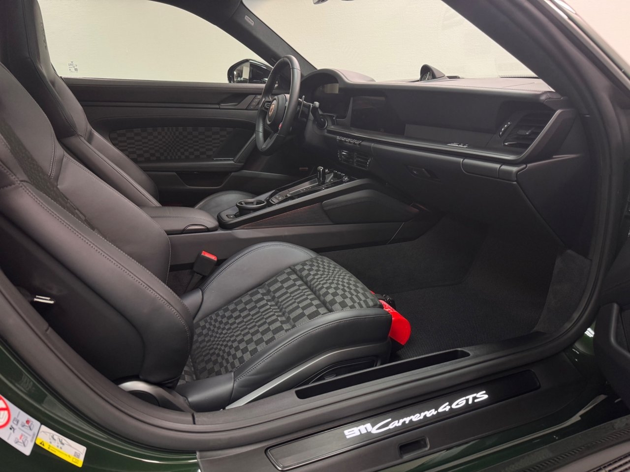 Porsche 911 992 2 Carrera 4 GTS 2026, bild 6/10