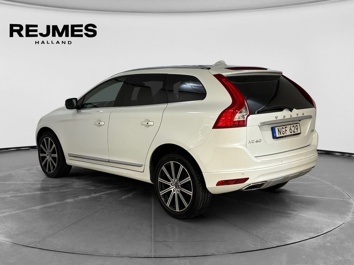 Volvo XC60 D4 Classic Summum 2017, photo 2/14