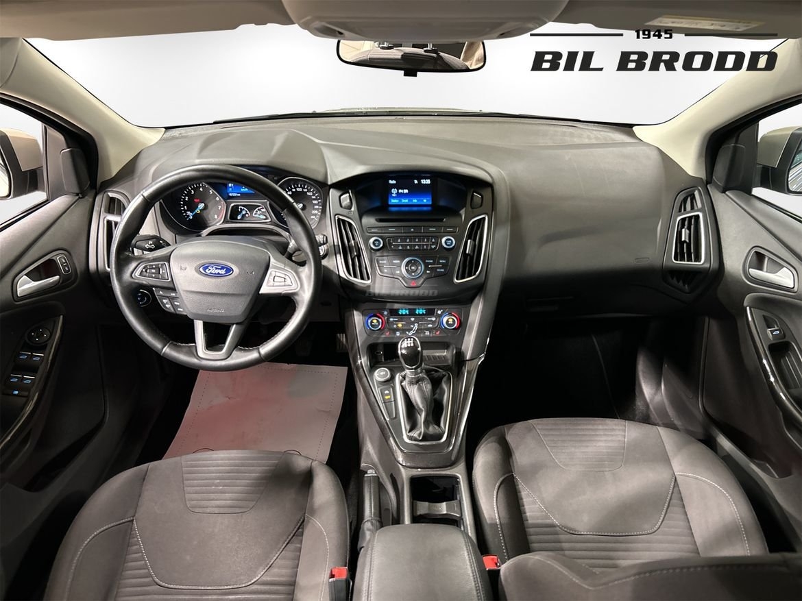 Ford Focus 2015, photo 7/10