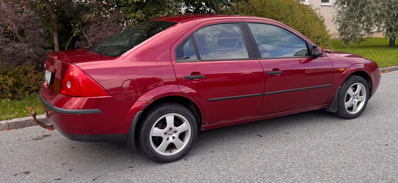 Ford Mondeo Sedan 2.0 Manuell 2001, bild 4/7