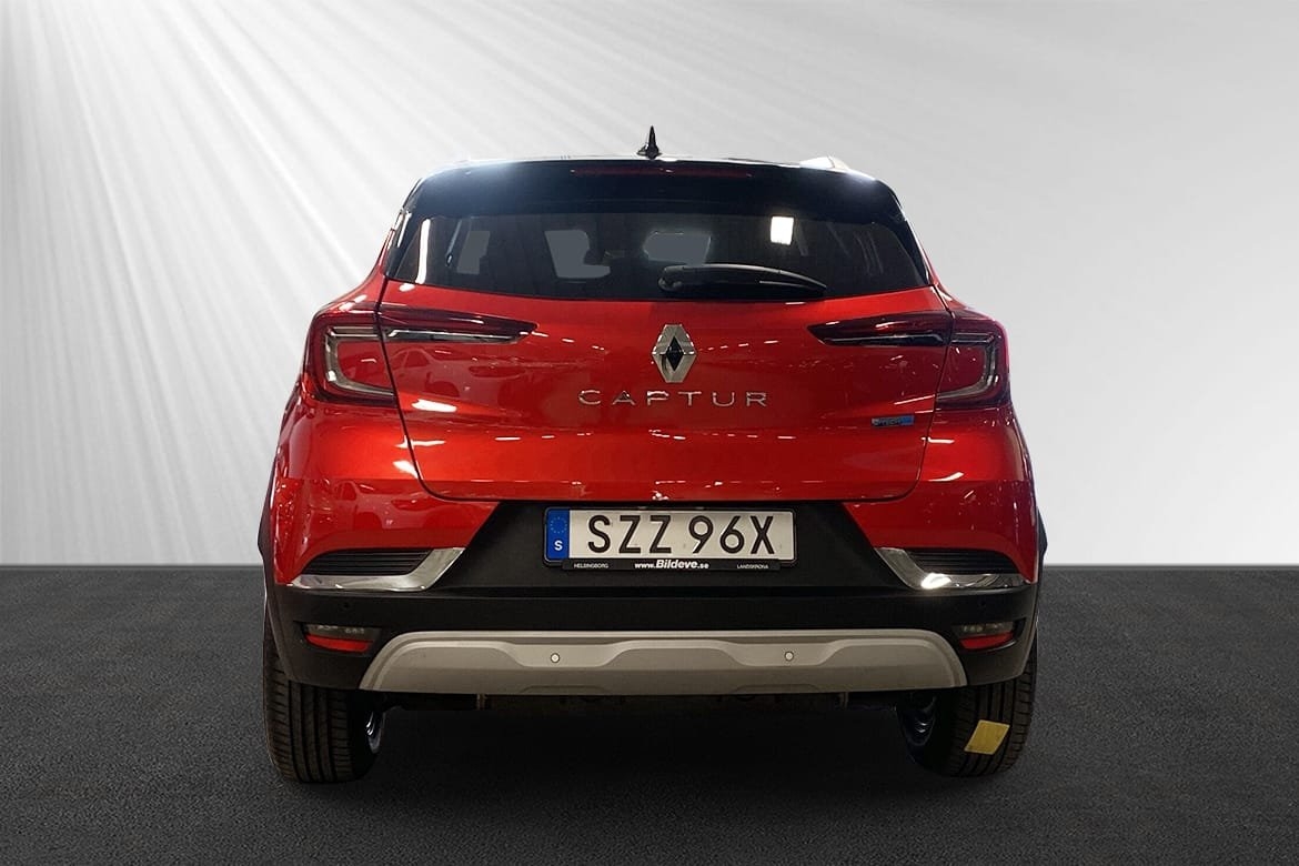 Renault Captur PHEV 160 Intens A 2021, photo 2/8