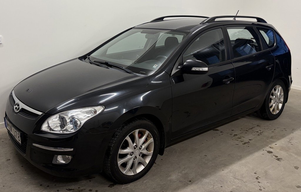 Hyundai i30 cw 1.6 CRDi Euro 4 2009, bild 4/8