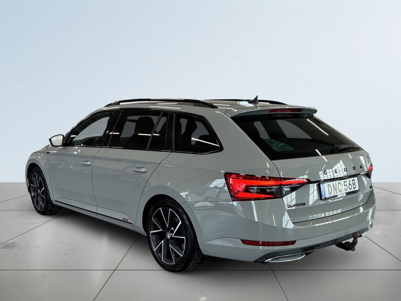 Skoda Superb 2022, bild 5/10