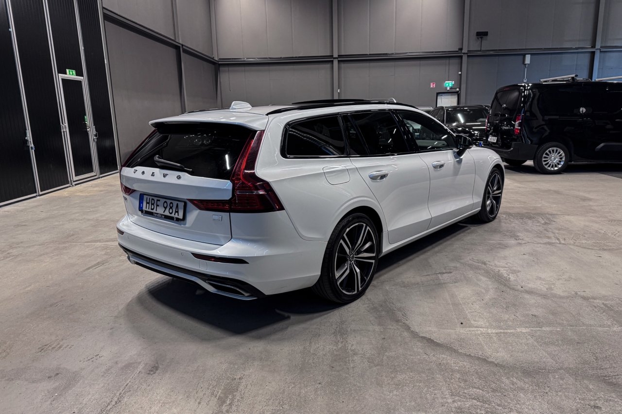 Volvo V60 Recharge T6 AWD R-Design 2021, bild 6/10