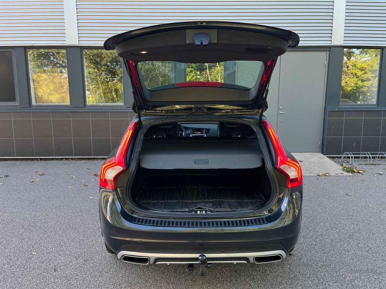 Volvo V60 Cross Country 2018, kuva 5/10
