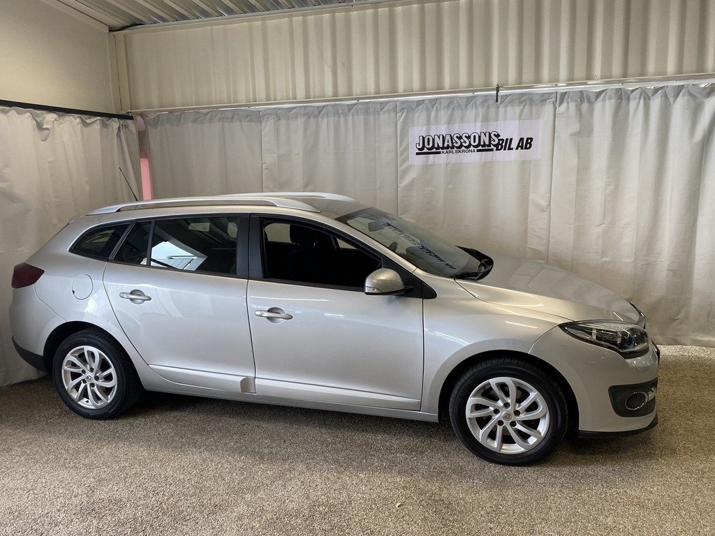 Renault Megane 2015, photo 3/10