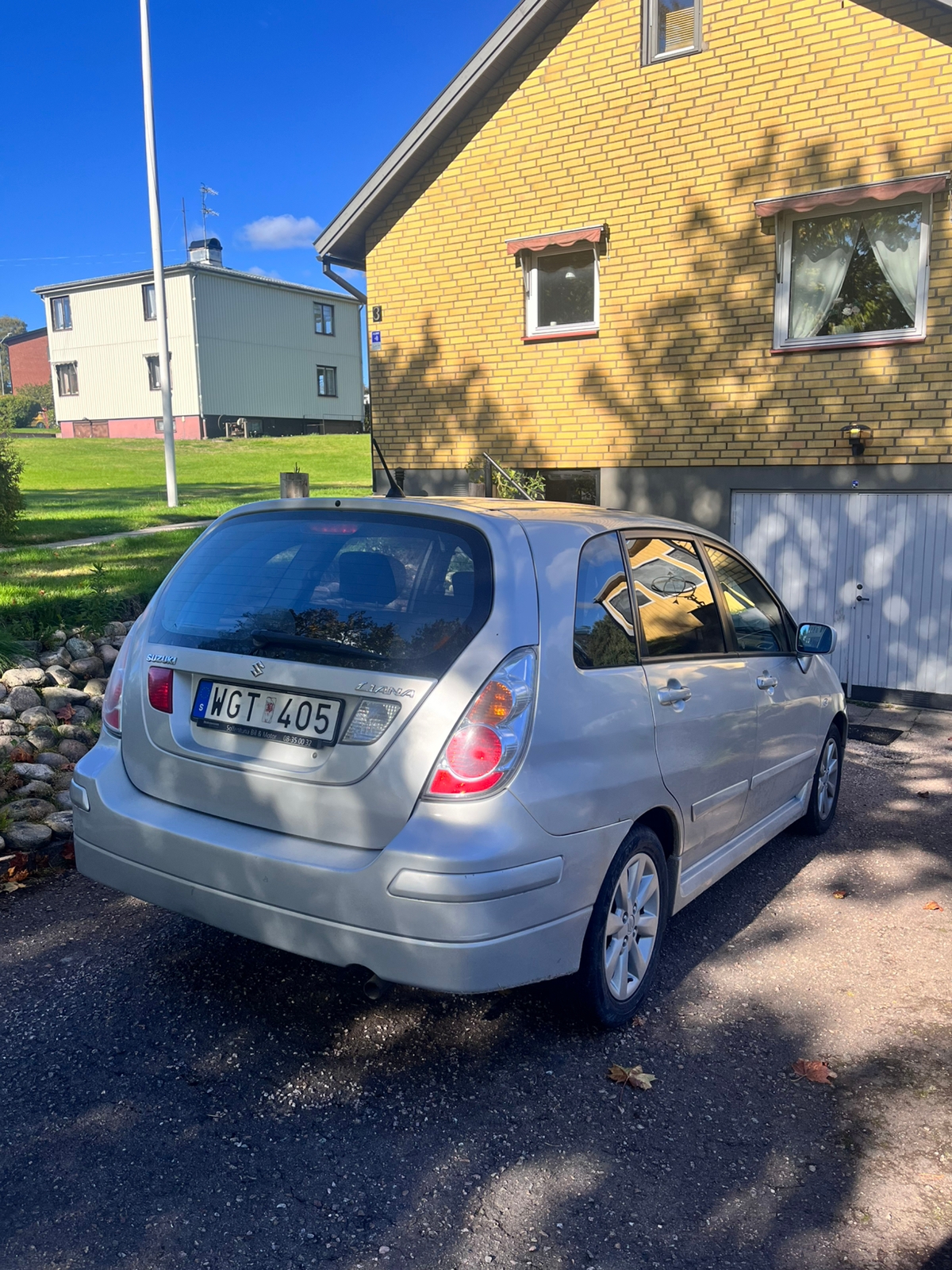 Suzuki Liana 1.6 DOHC 16V VVT Automatisk 2005, bild 5/10