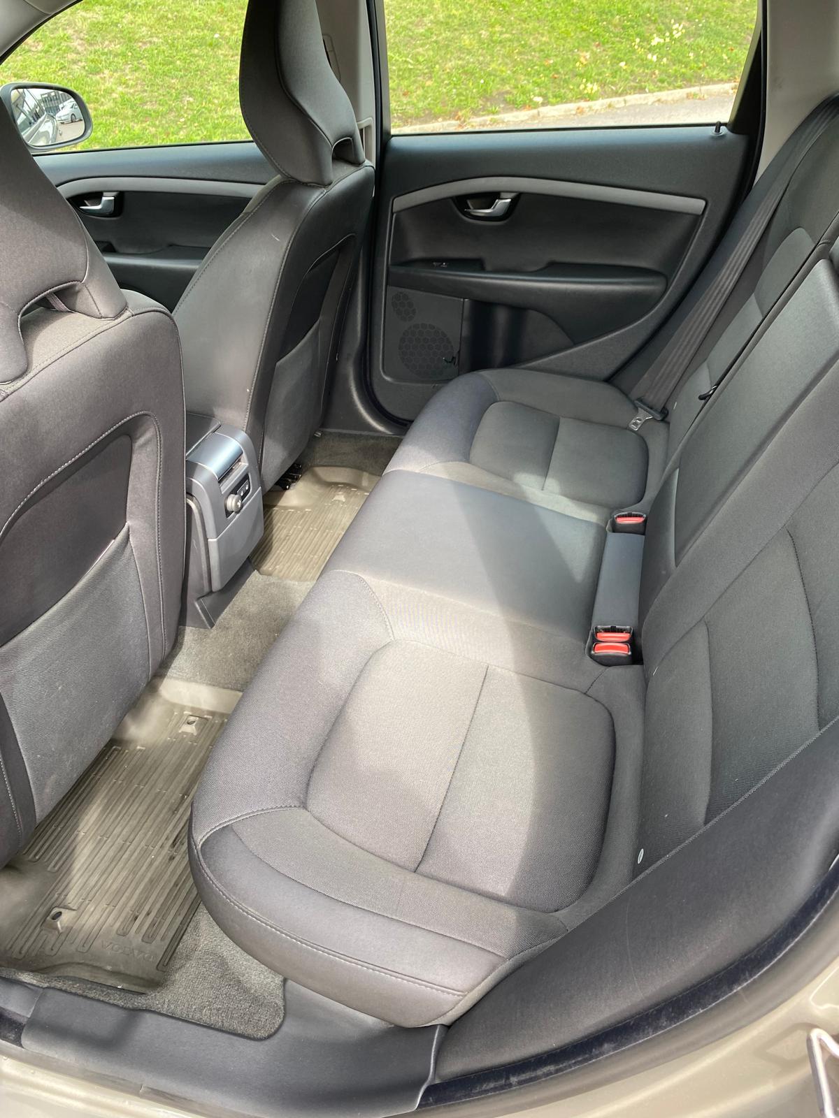Volvo V70 D2 Manuell 2015, bild 6/8