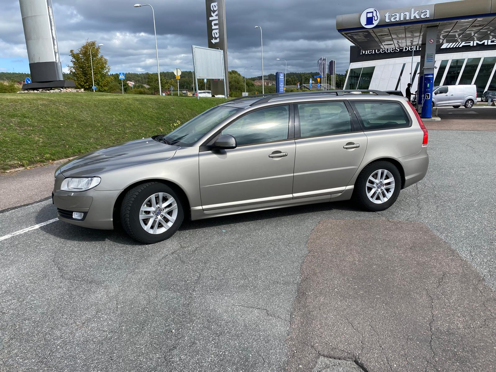 Volvo V70 D2 Manuell 2015, bild 2/8