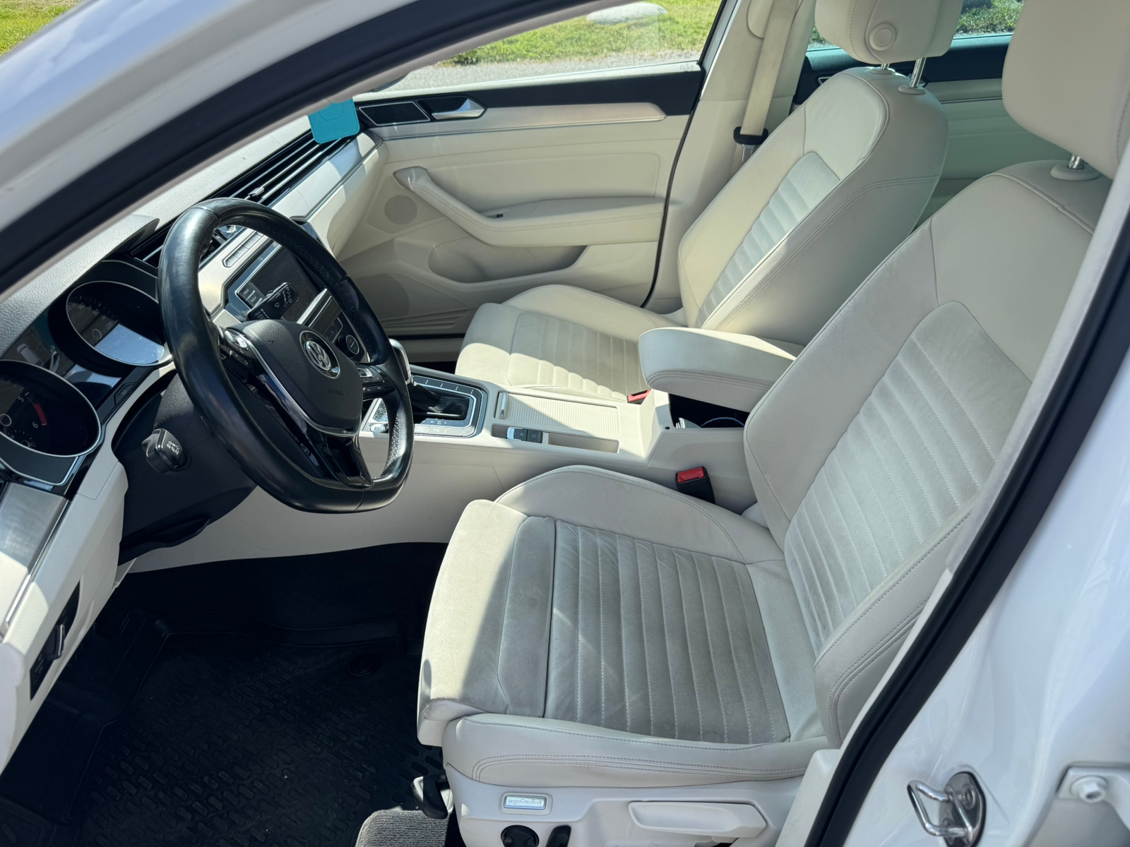 Volkswagen Passat 2015, bild 5/7