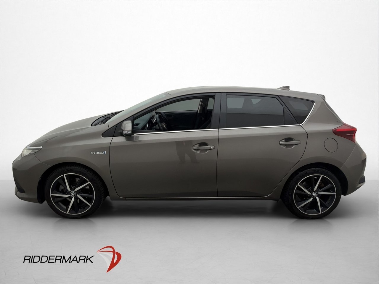 Toyota Auris 2017, kuva 5/32