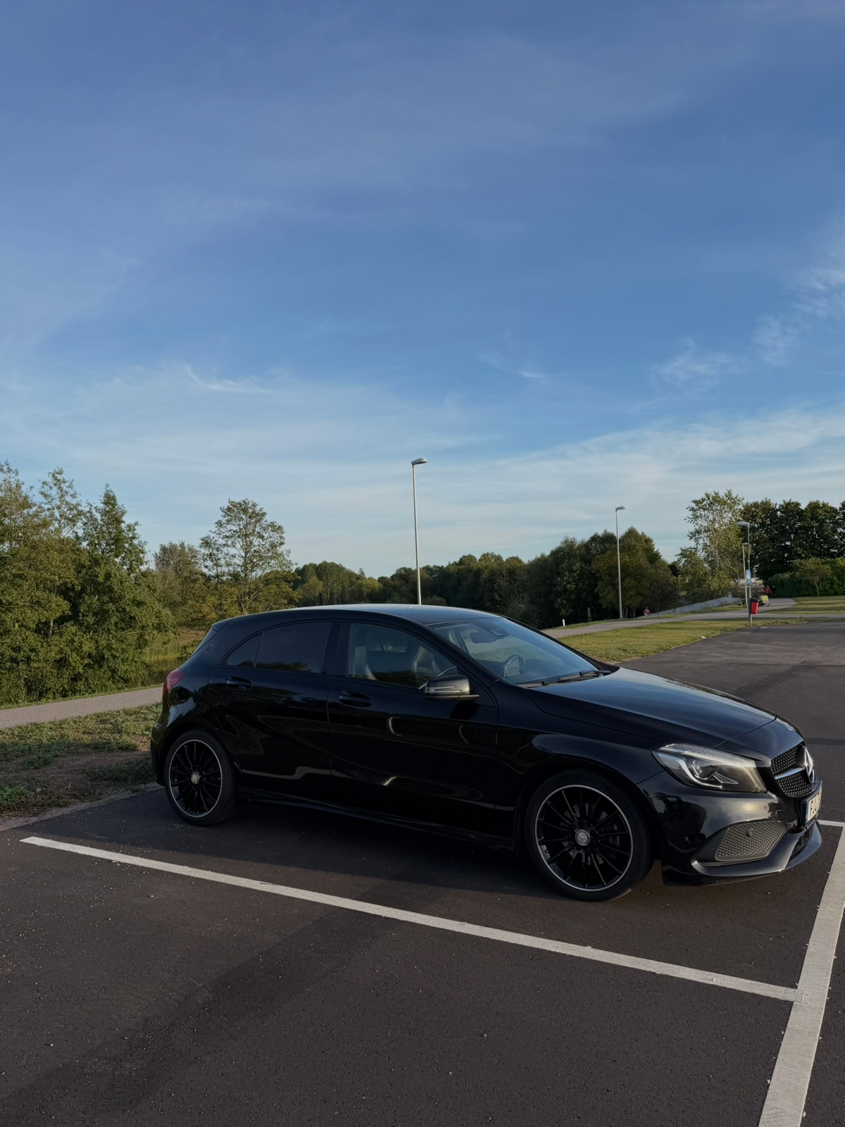 Mercedes-Benz A 180 Manuell 2016, bild 2/7