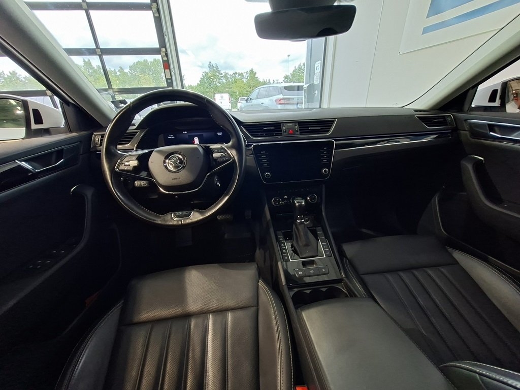 Skoda Superb 2024, kuva 7/10