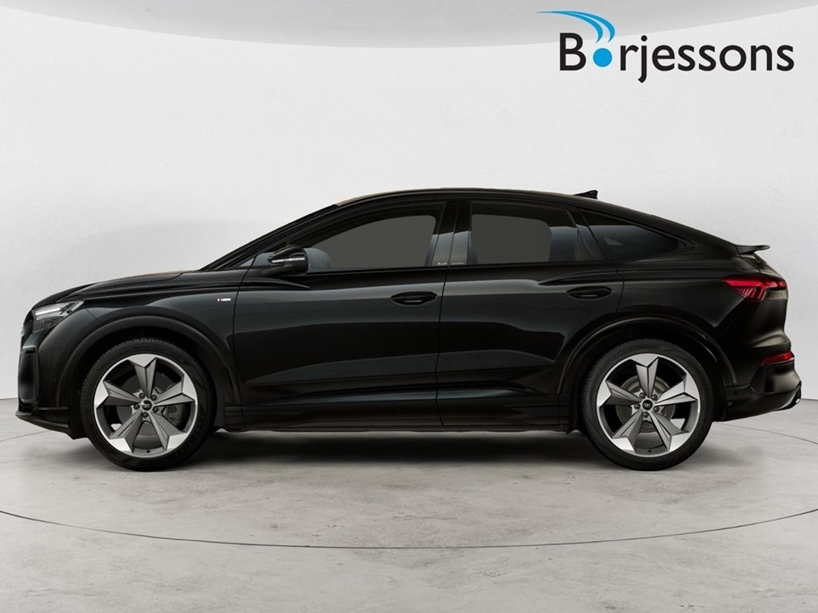 Audi Q4 e-tron quattro 299hk S-Line 2027, bild 2/8