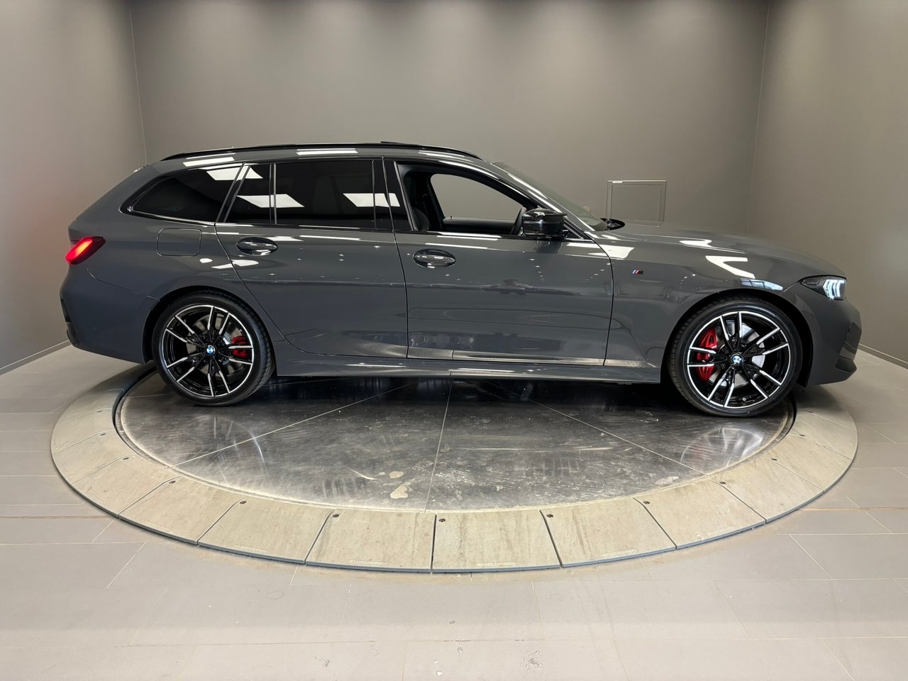 BMW M340i xDrive Touring 2027, kuva 6/10