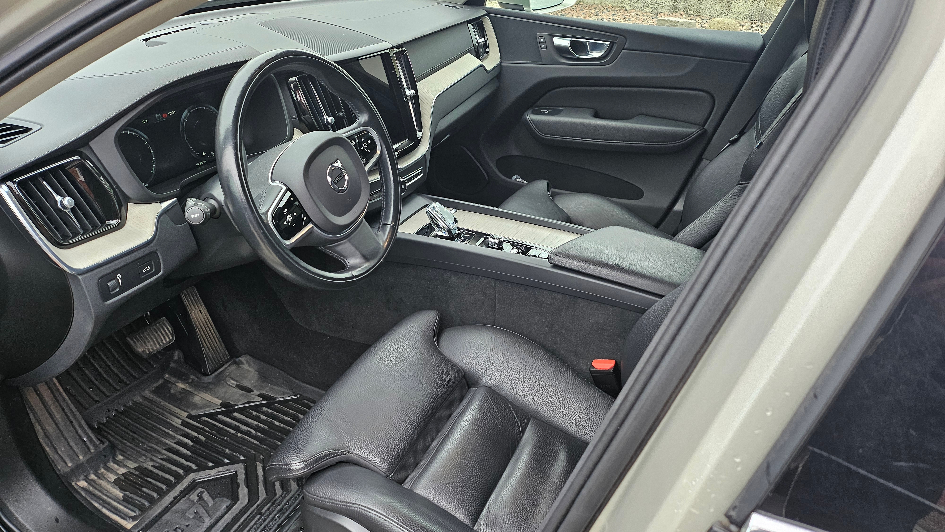 Volvo XC60 B4 AWD Geartronic 2021, bild 6/10
