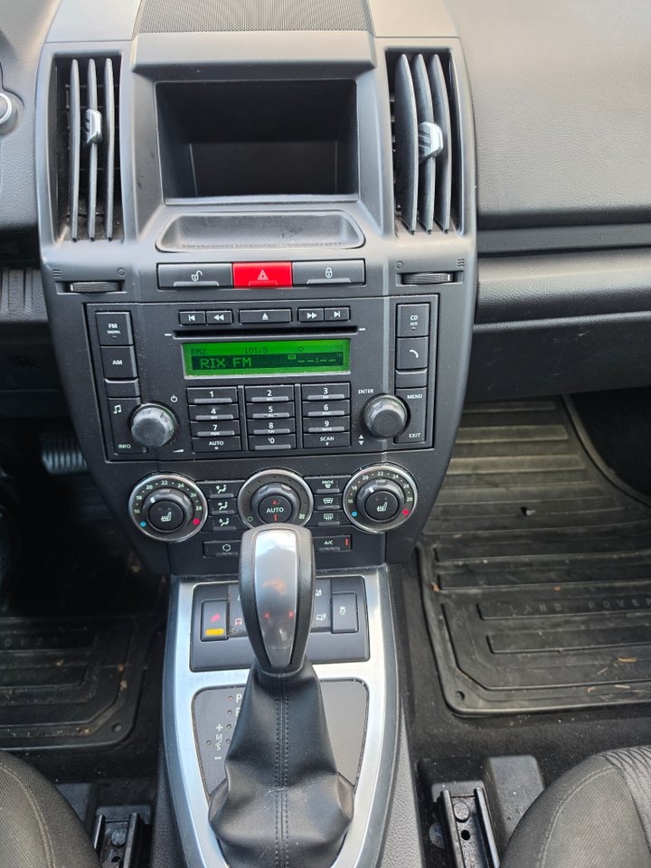 Land Rover Freelander 2 2.2 SD4 AWD 4x4 2011, kuva 5/5