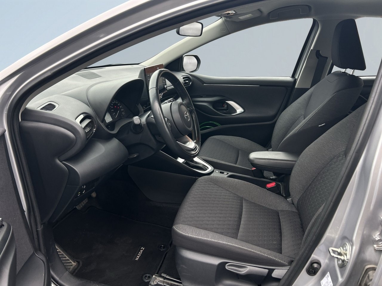 Mazda 2 2023, bild 7/10