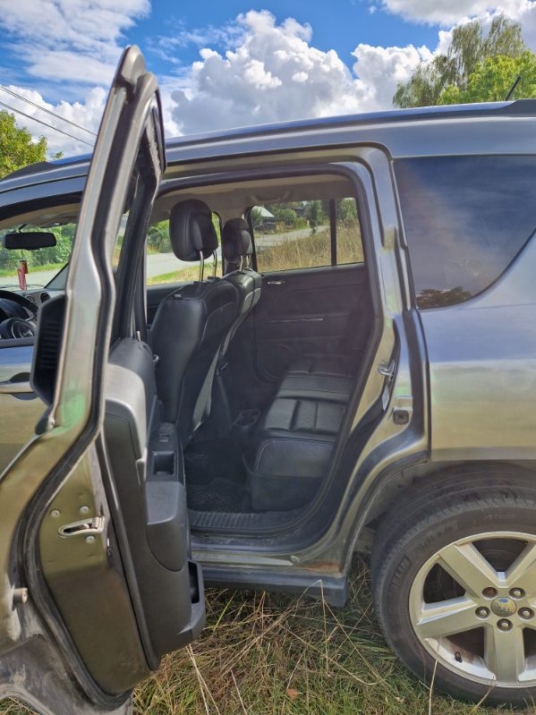 Jeep Compass 2.4 4WD CVT 2011, bild 6/8