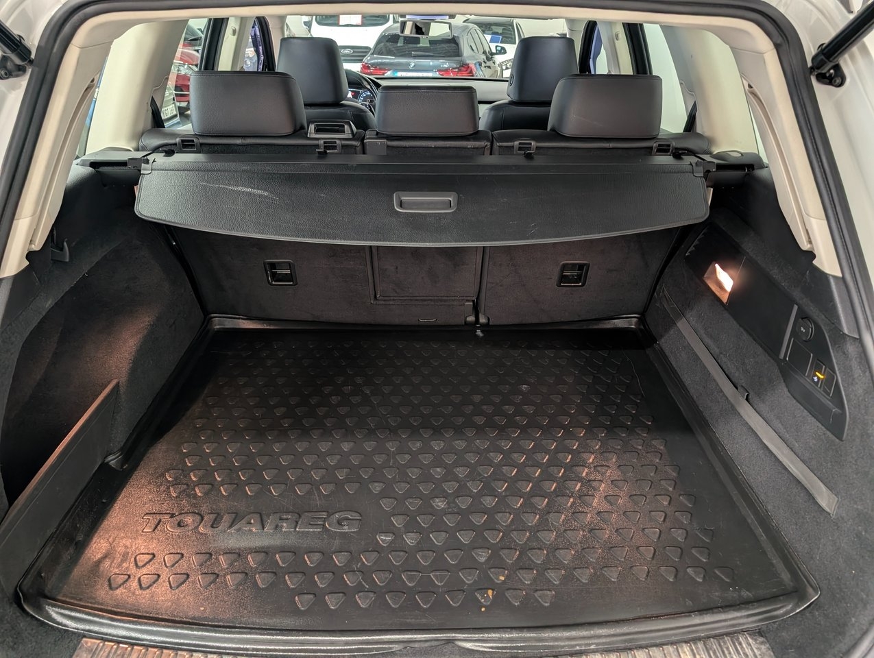 Volkswagen Touareg 2016, bild 6/10