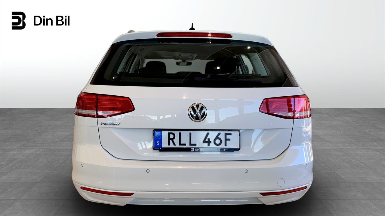 Volkswagen Passat 2019, bild 5/10