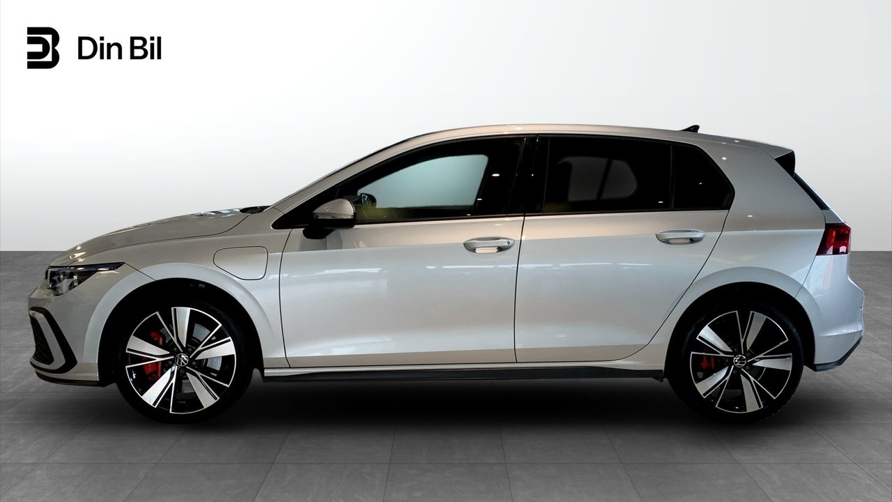 Volkswagen Golf GTE 2021, bild 2/10