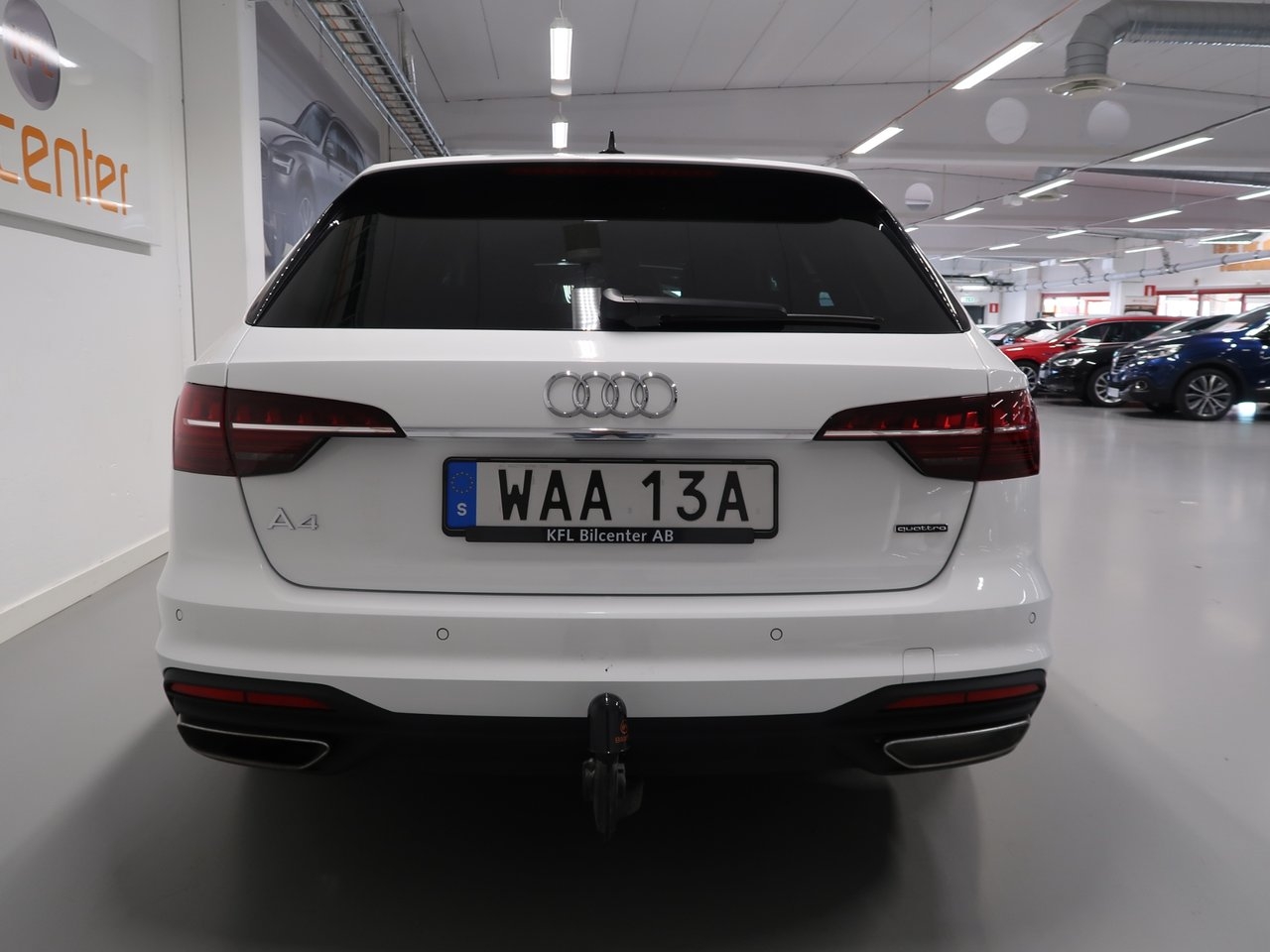 Audi A4 2023, bild 6/10