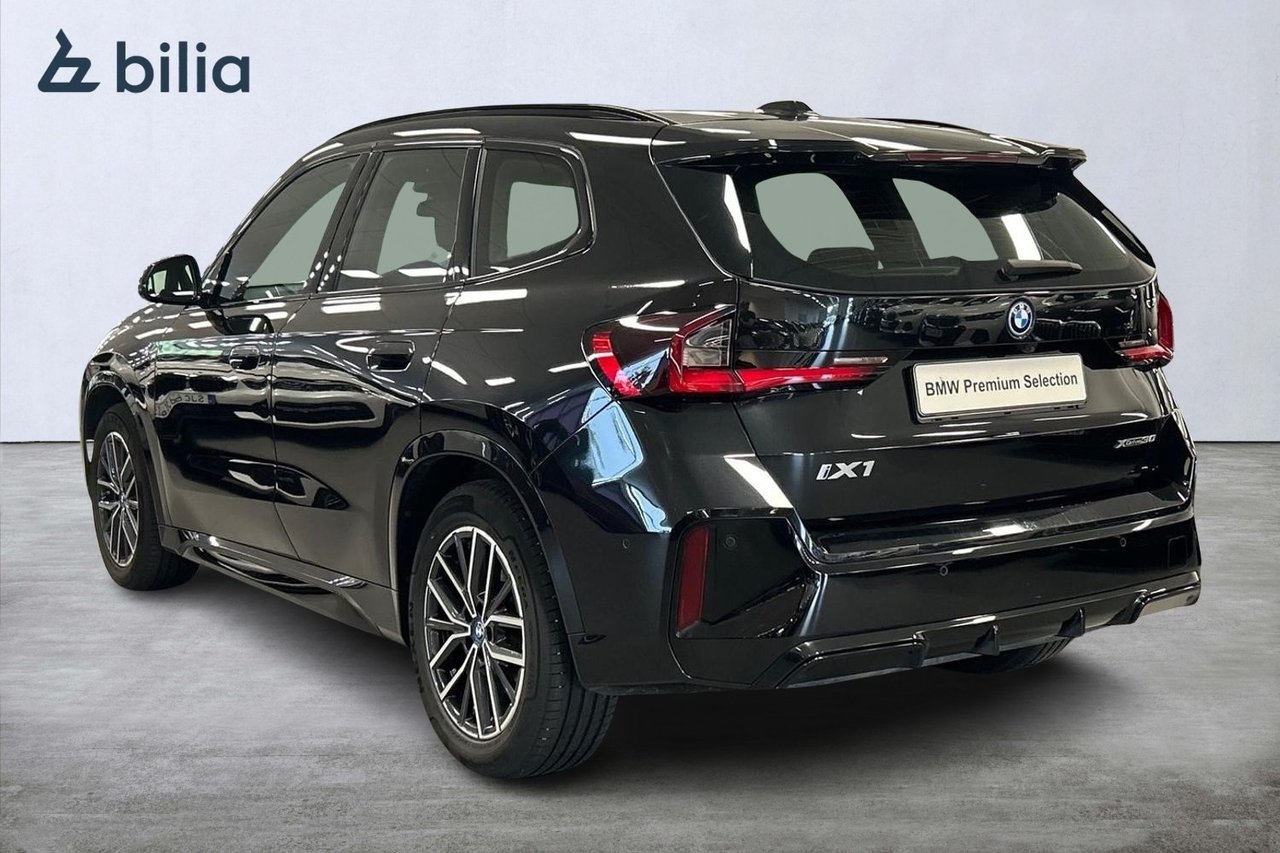 BMW iX1 xDrive 30 M-Sport 2023, kuva 2/10