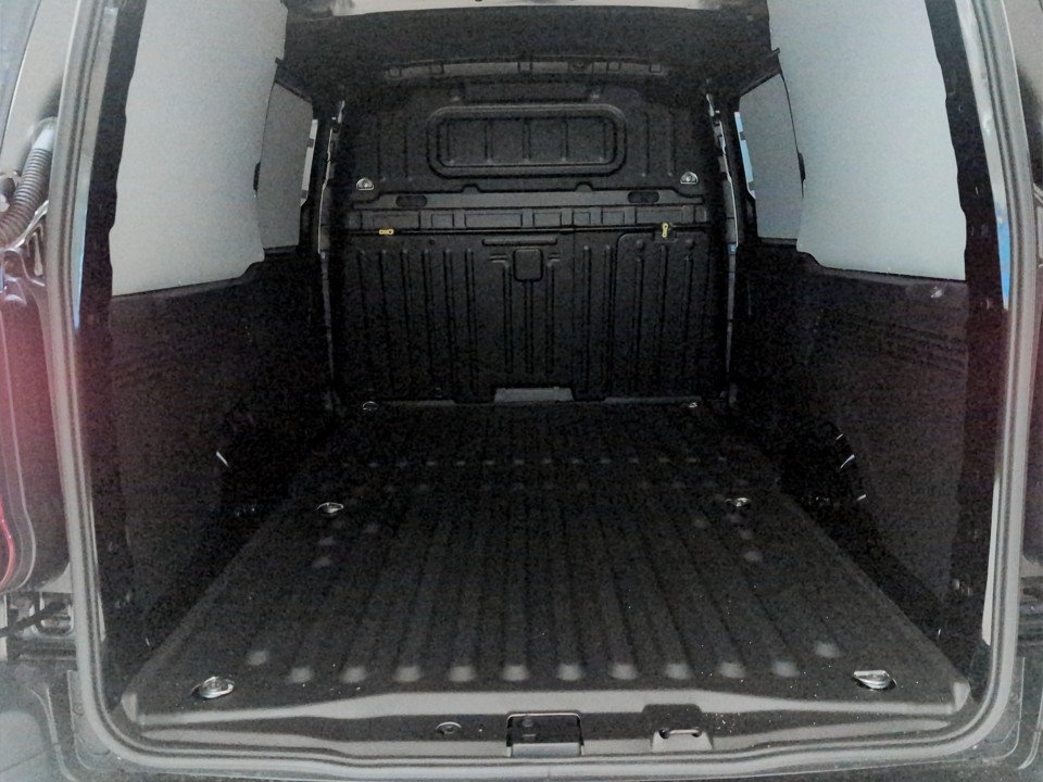 Peugeot Partner 130hk AT8 L2 2026, kuva 6/10