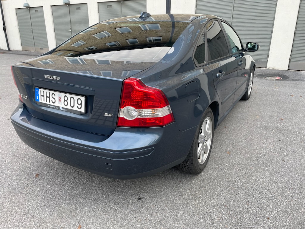 Volvo S40 2.4i Manuell 2007, bild 2/7