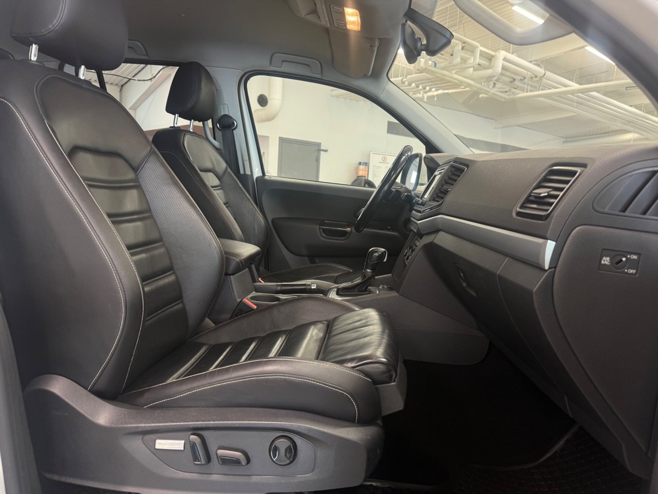 Volkswagen Amarok 2018, bild 6/10
