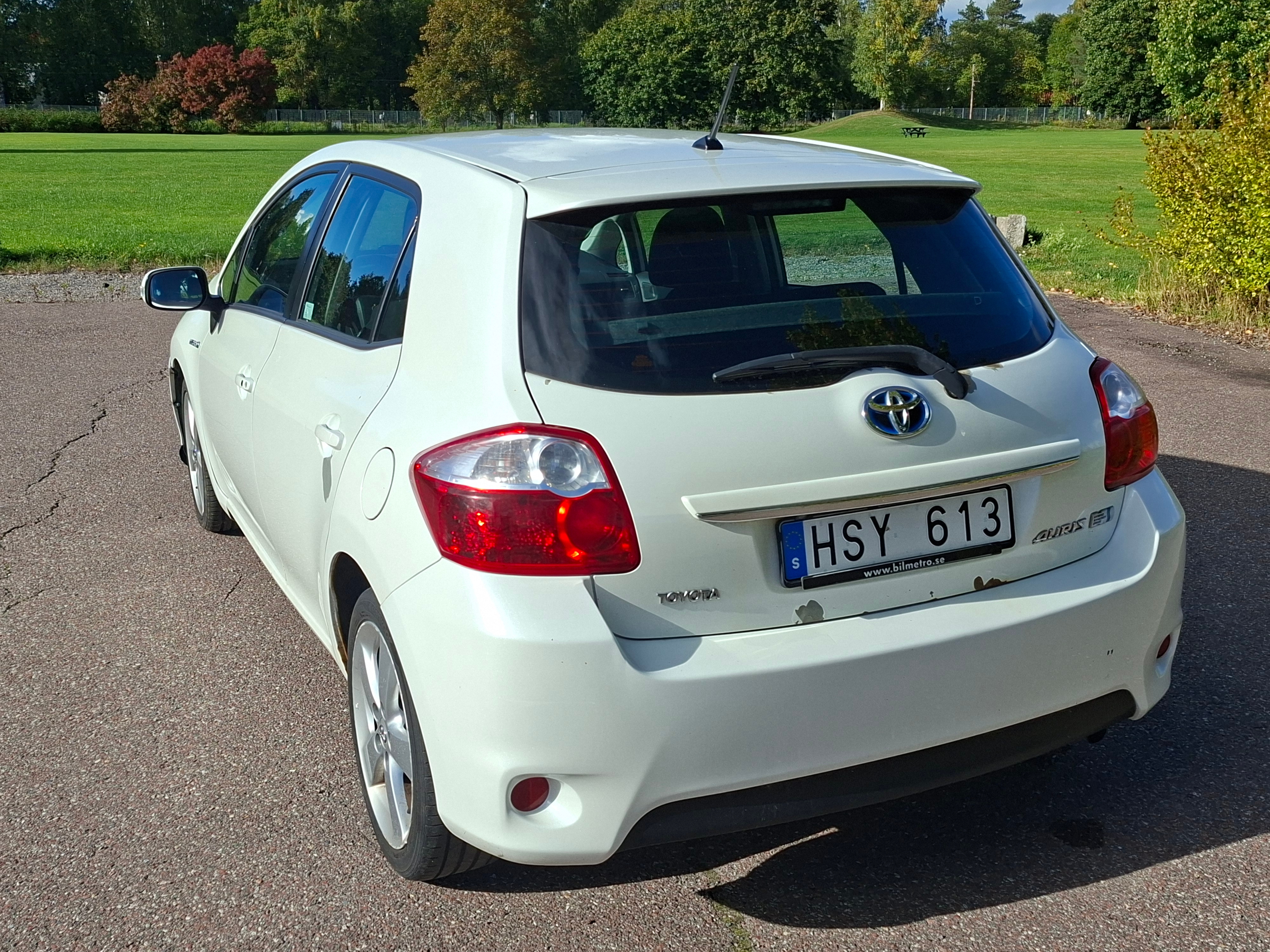 Toyota Auris Hybrid e-CVT 2010, bild 7/10