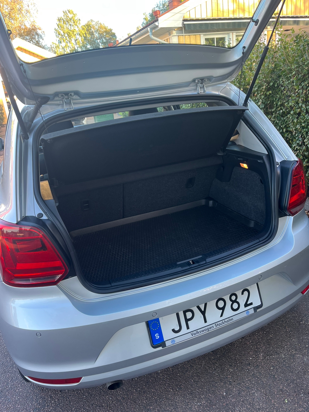 Volkswagen Polo 2015, bild 4/10
