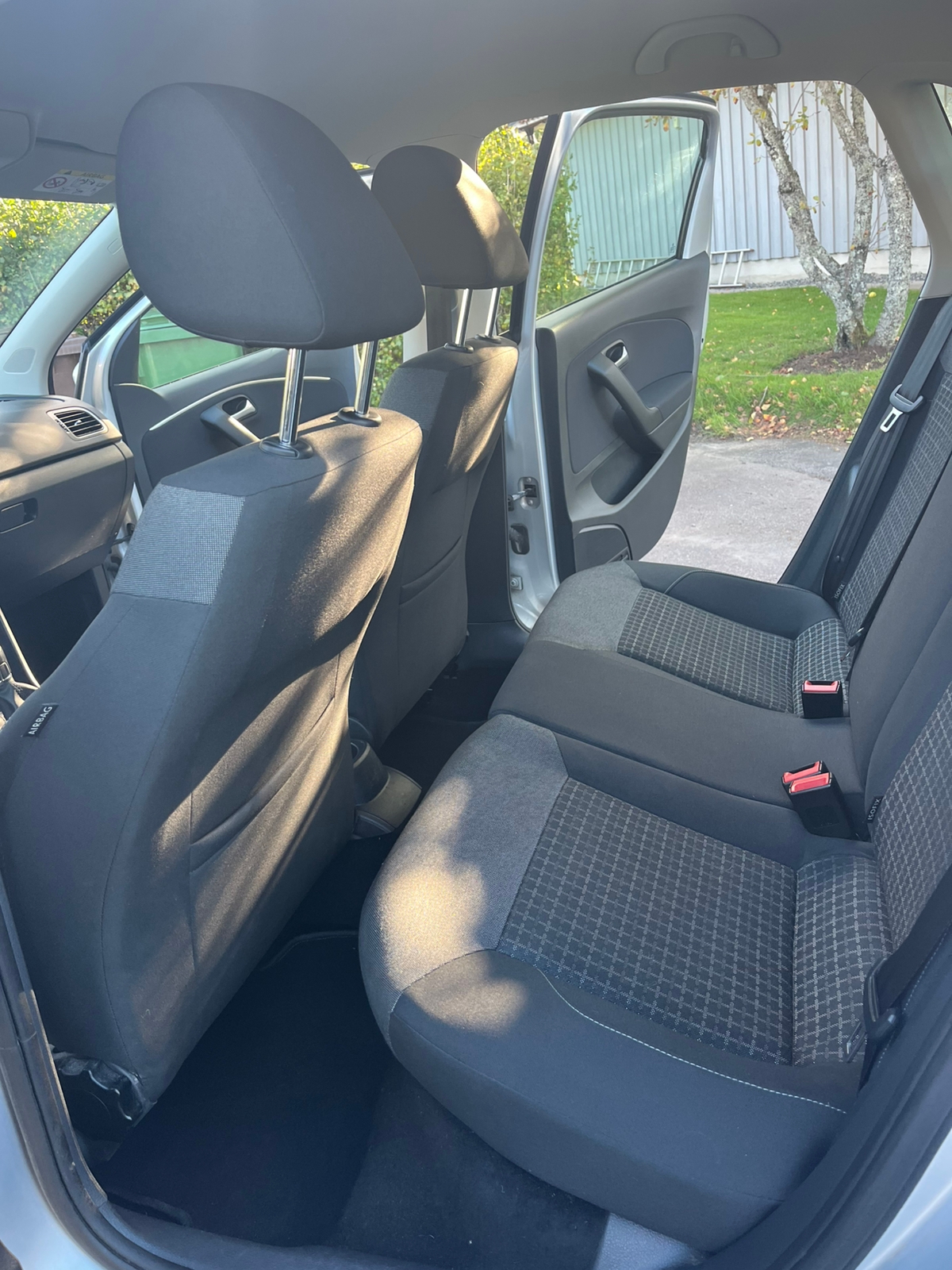 Volkswagen Polo 2015, bild 7/10