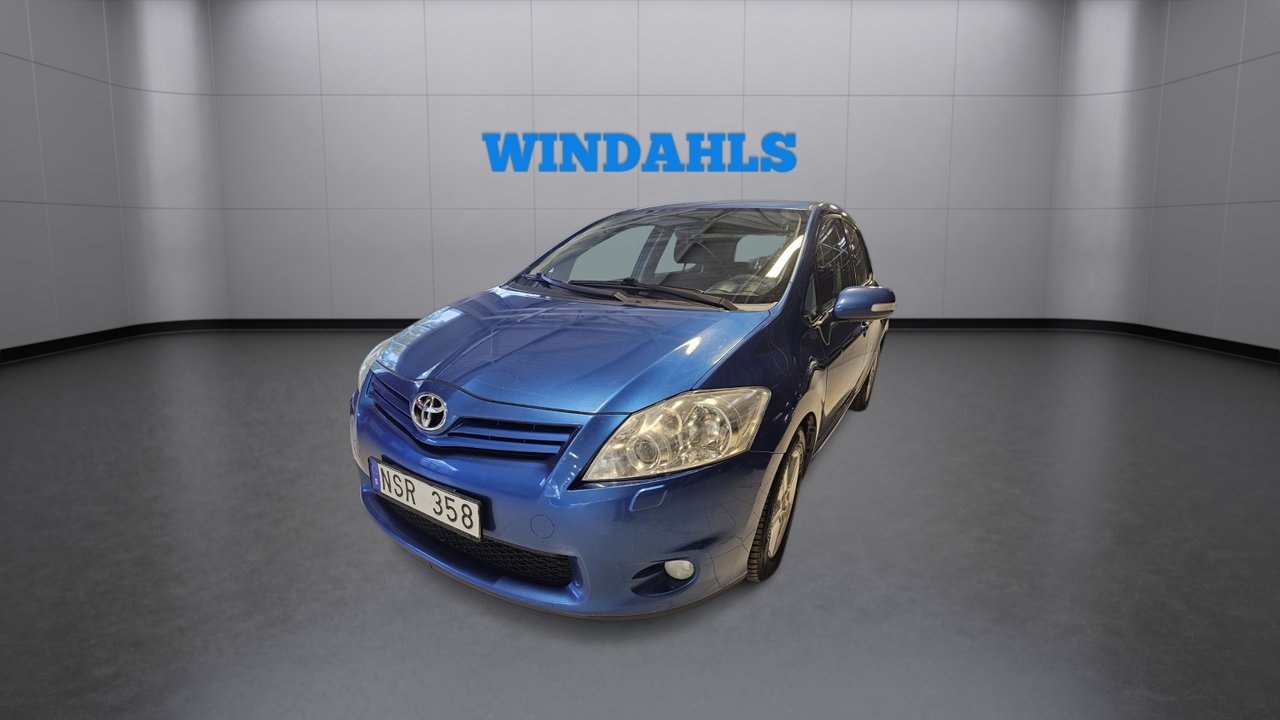 Toyota Auris 2010, bild 2/7