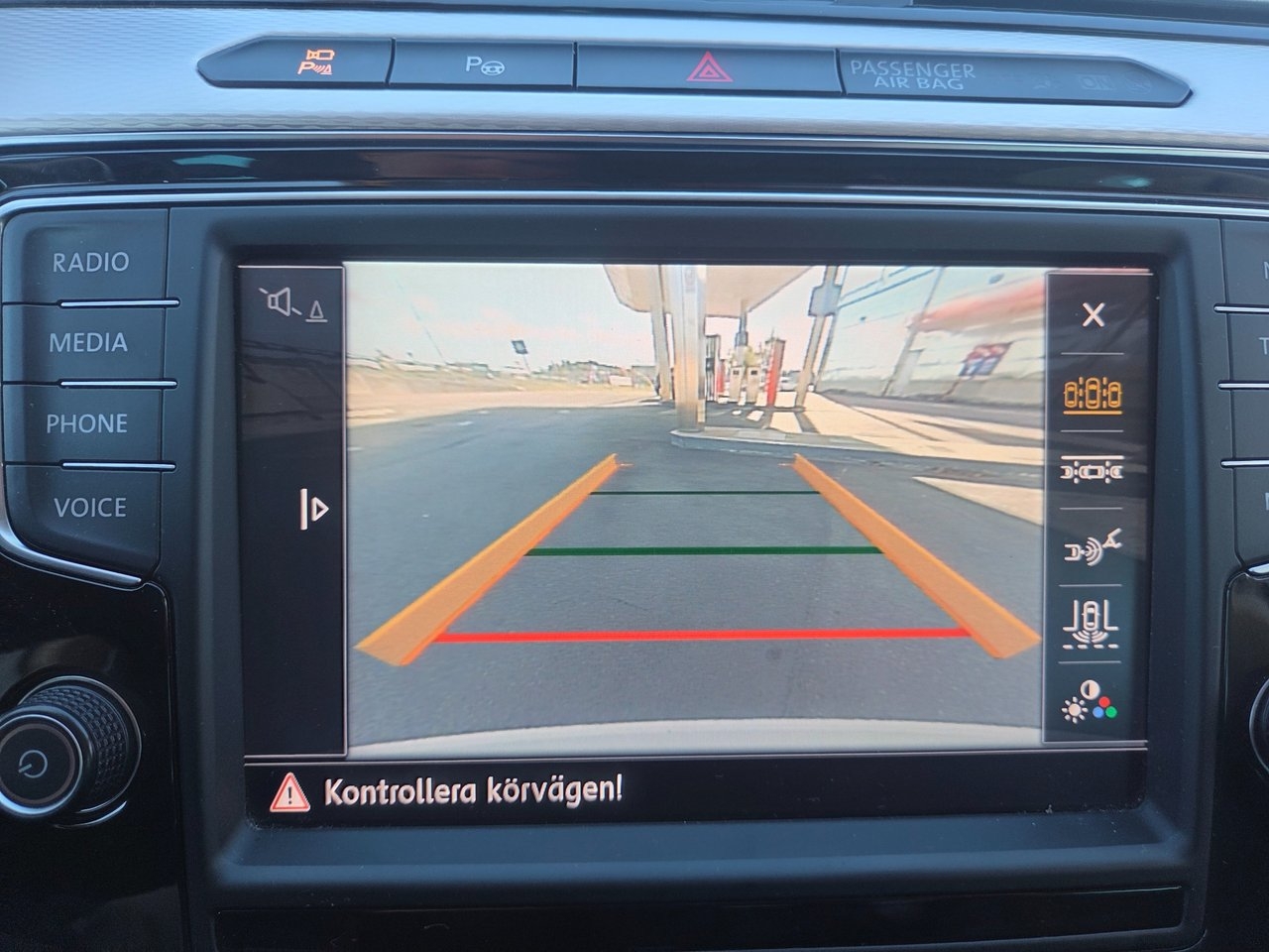 Volkswagen Passat 2016, bild 5/13