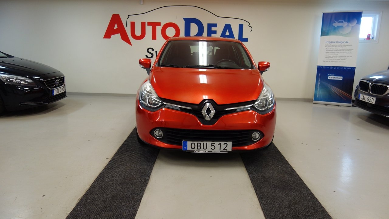 Renault Clio 1.5 dCi Euro 5 2014, bild 2/10