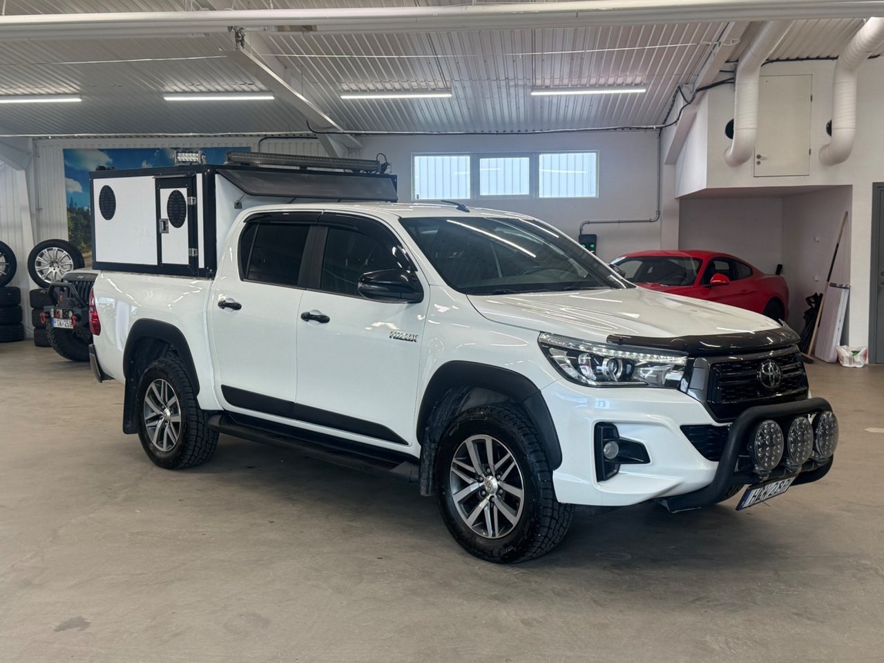 Toyota HiLux 2020, photo 4/10