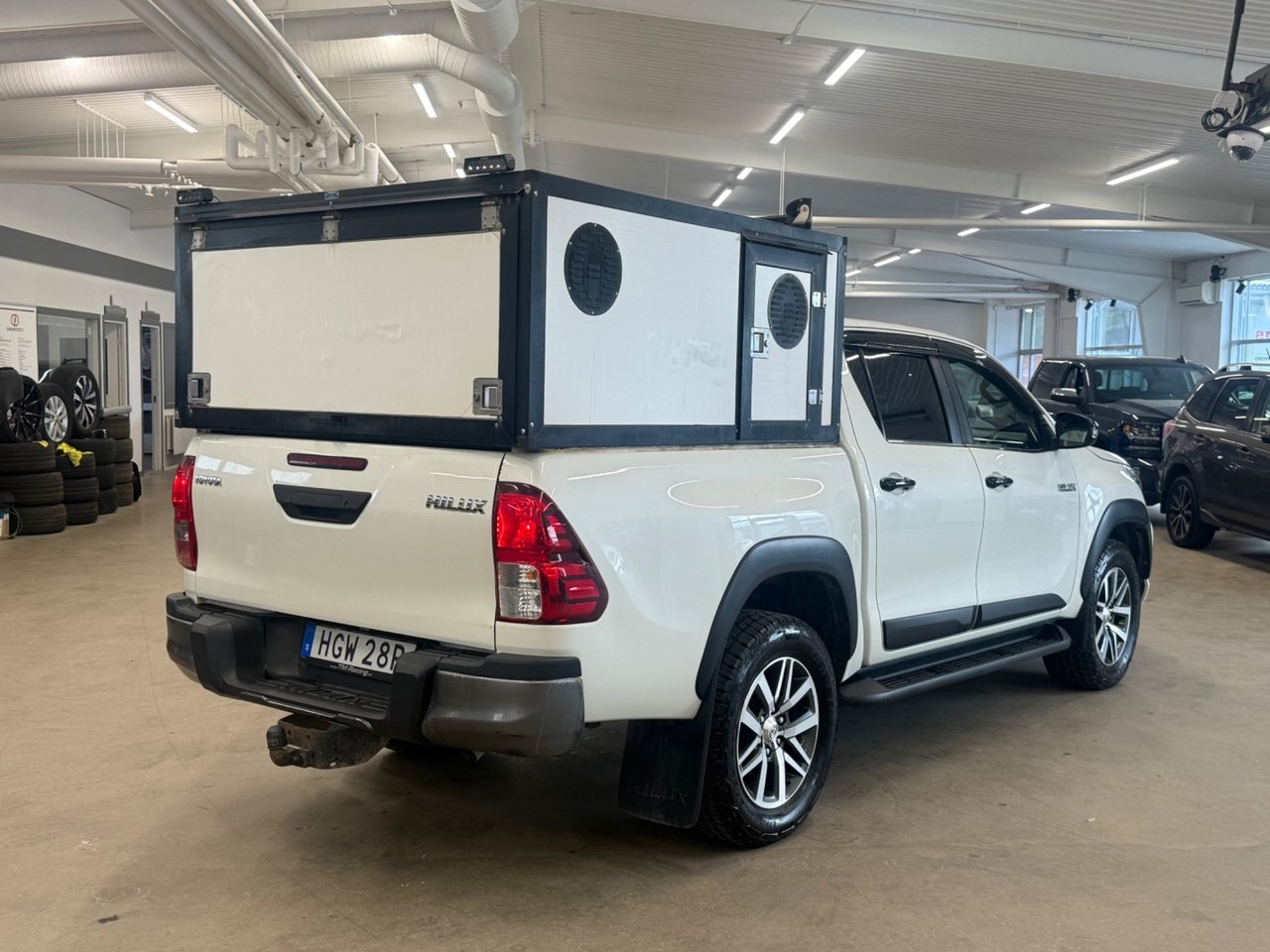 Toyota HiLux 2020, photo 3/10