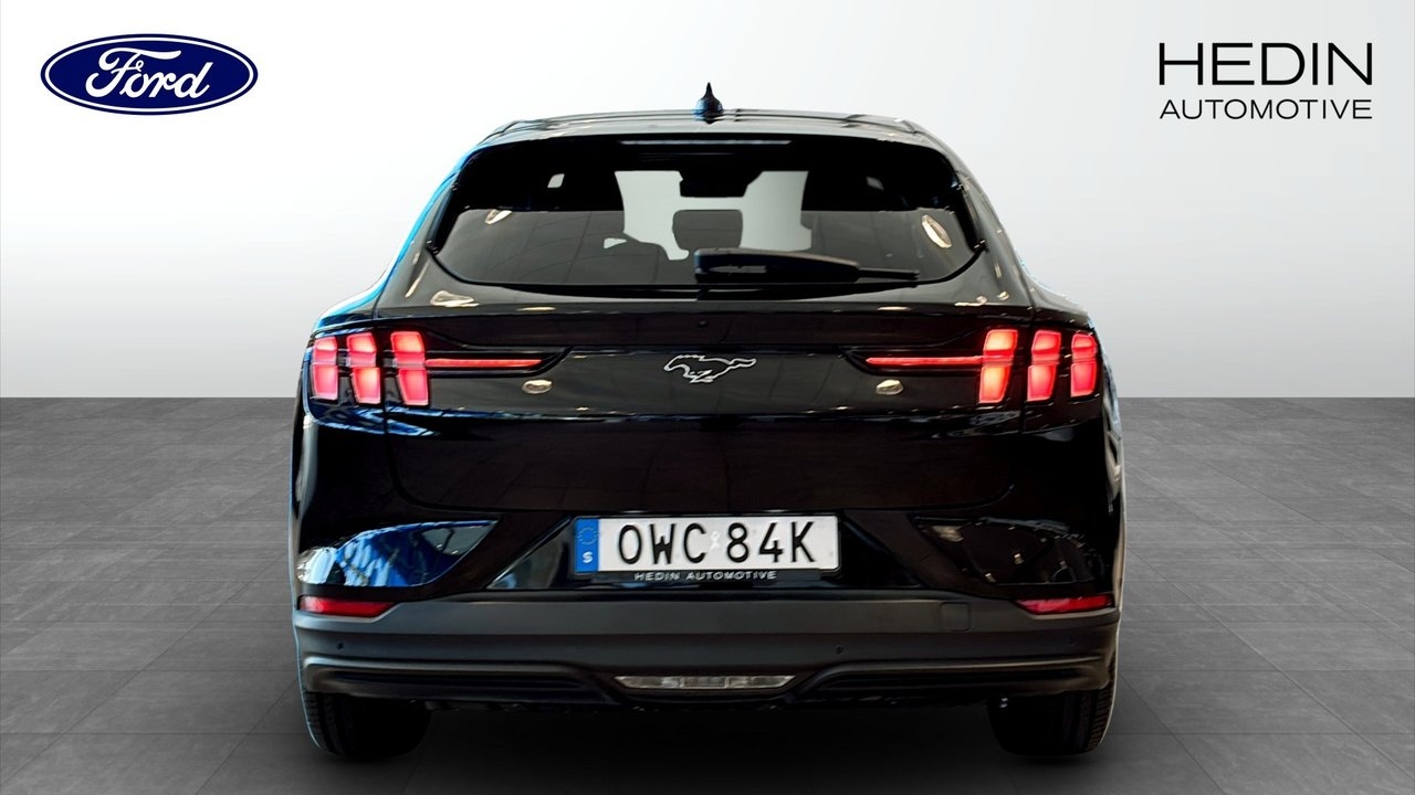 Ford Mustang Mach-E RWD 2022, bild 7/10