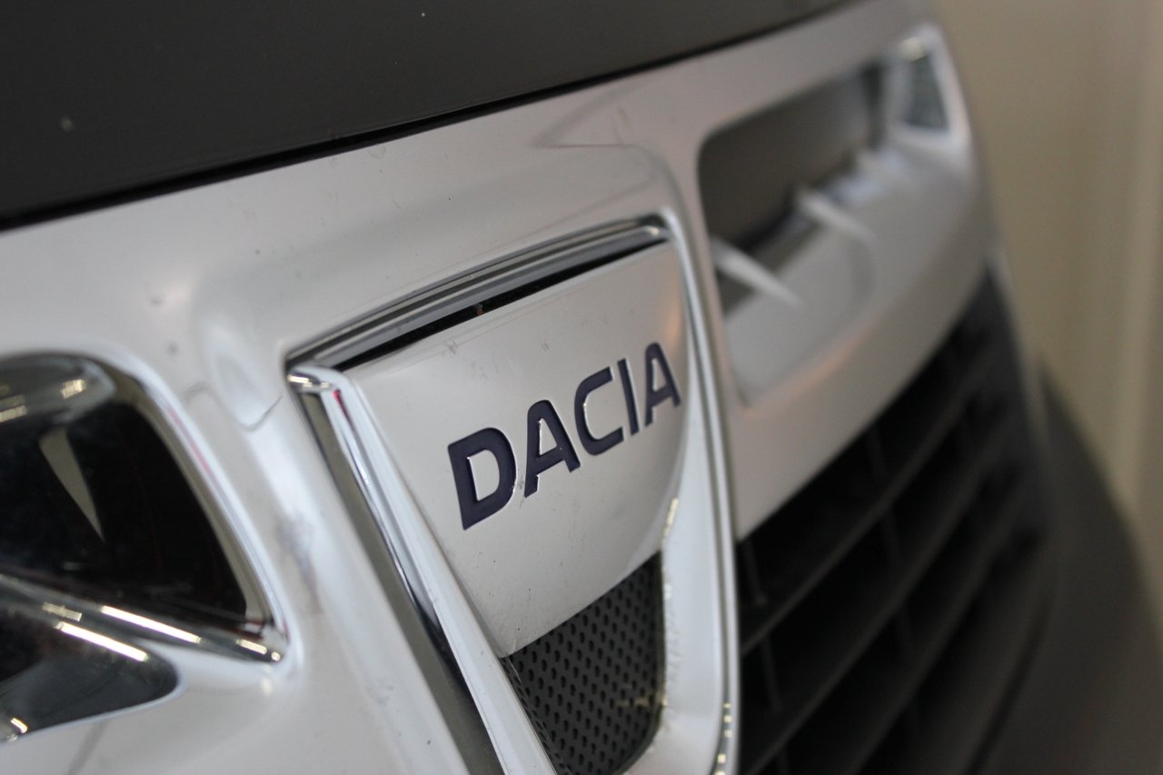 Dacia Duster 1.5 dCi 4x4 2012, bild 5/10