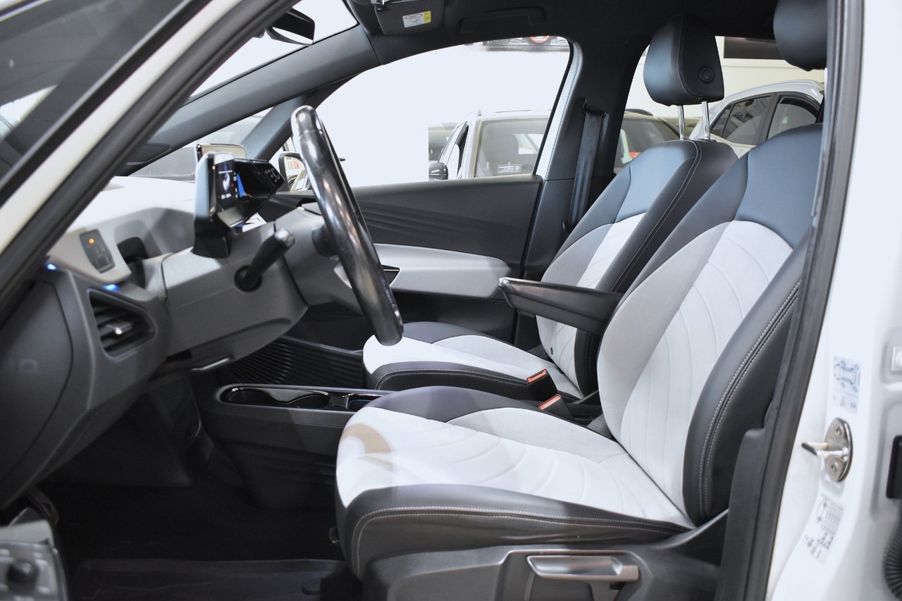 Volkswagen ID.3 2023, photo 7/10