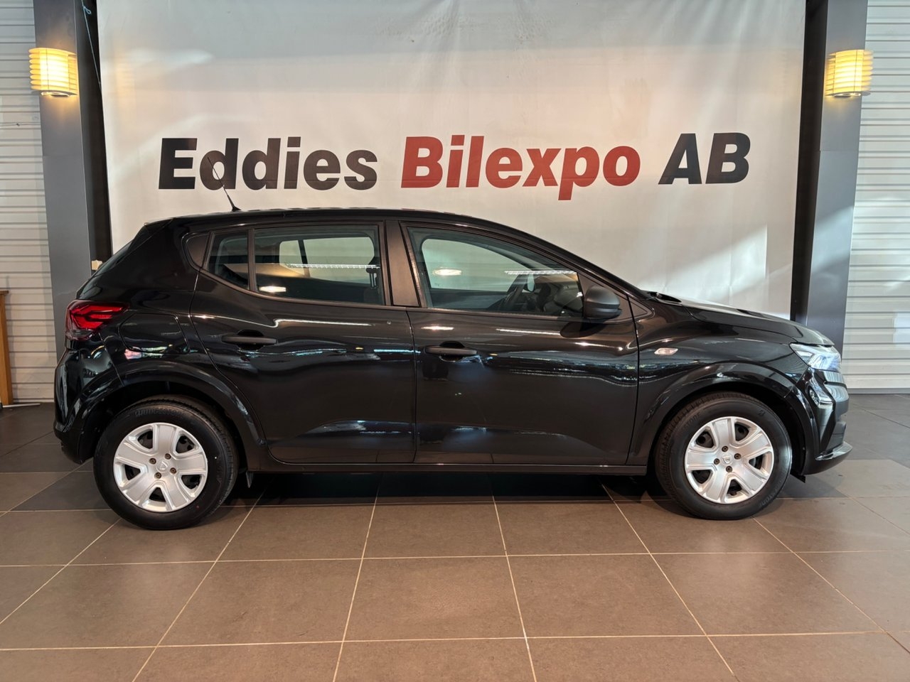 Dacia Sandero 1.0 TCe Manuell, 91hk 2022, bild 3/10