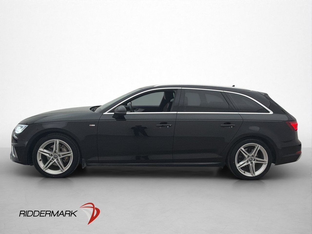 Audi A4 2019, bild 4/31