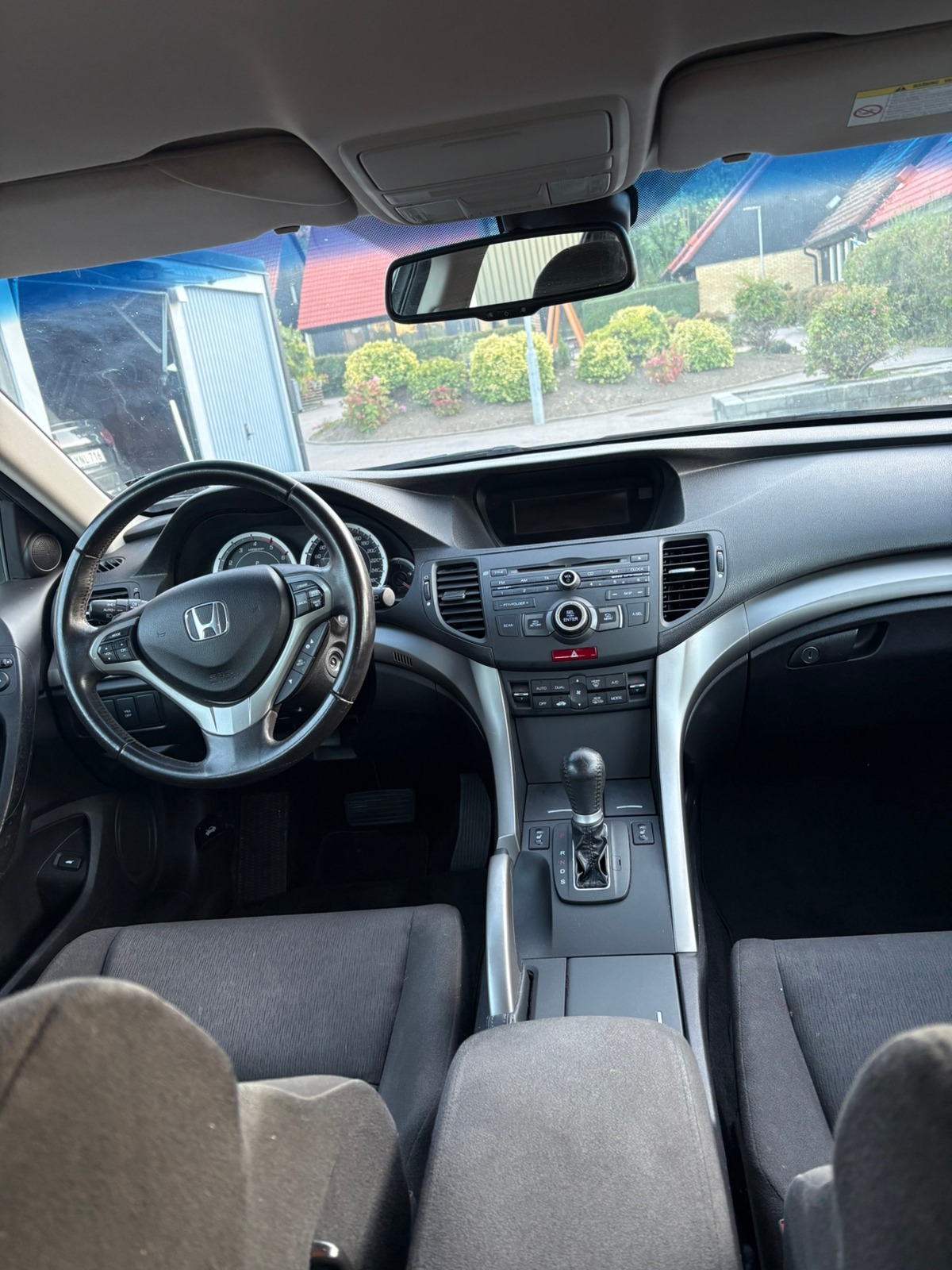 Honda Accord 2011, bild 4/4