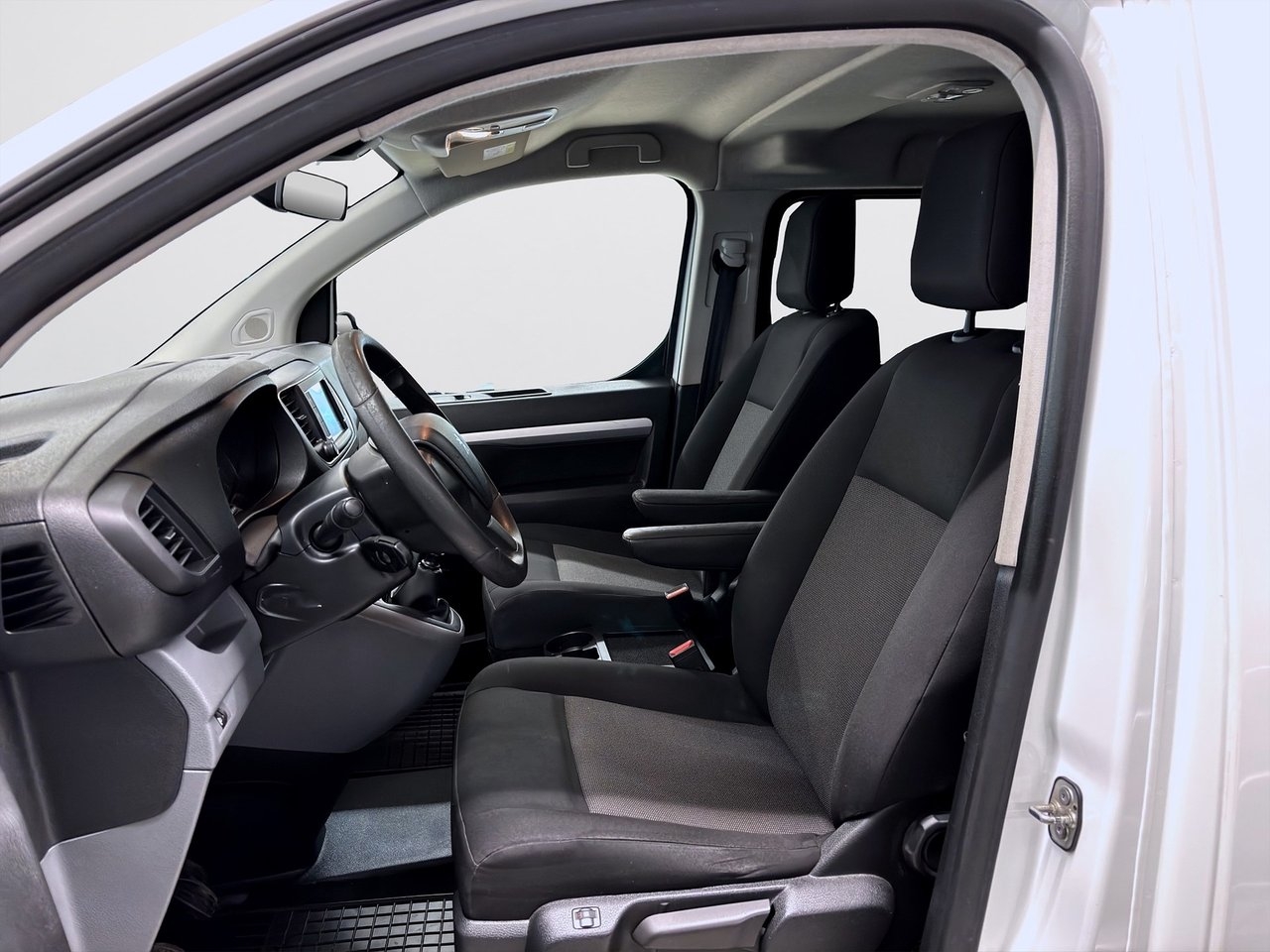 Peugeot Expert 2017, bild 7/10