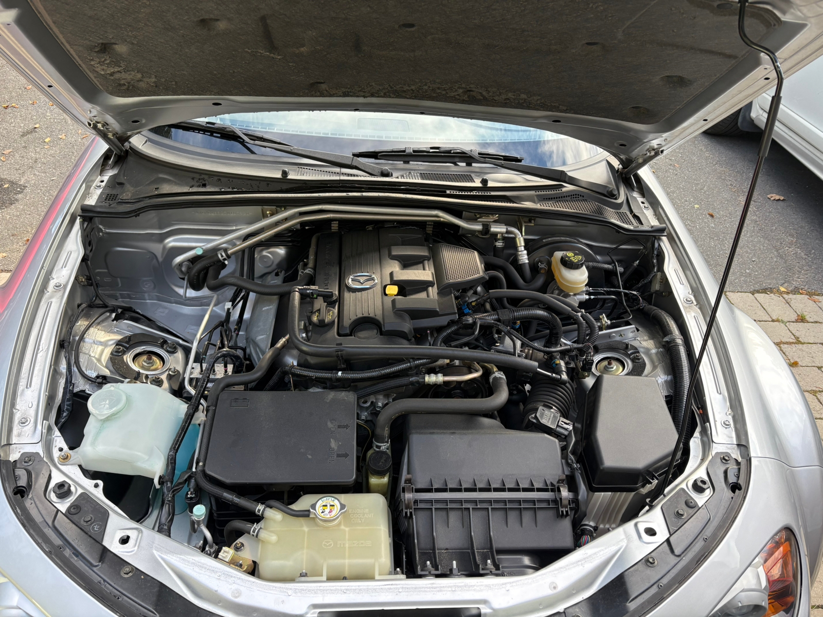 Mazda MX-5 Soft-top 1.8 MZR Manuell 2006, photo 7/8