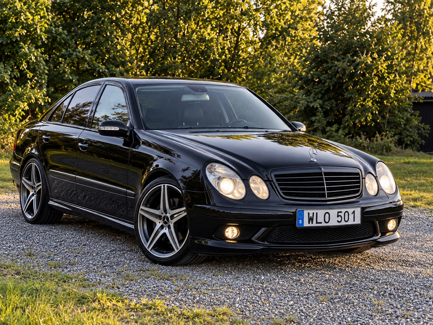 Mercedes-Benz E
