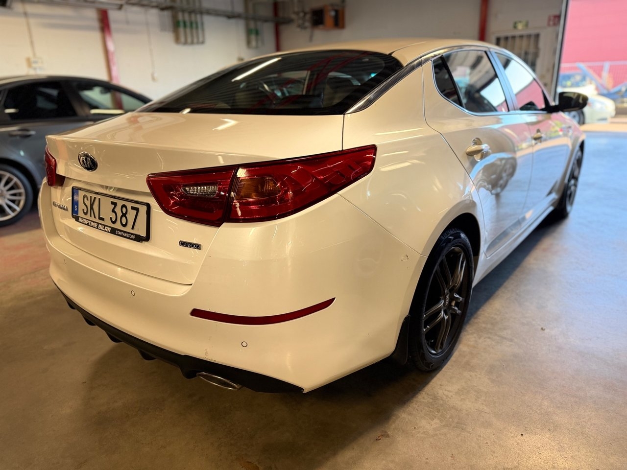 Kia Optima 1.7 CRDi SEDAN/ AUTOMAT 2015, bild 4/10
