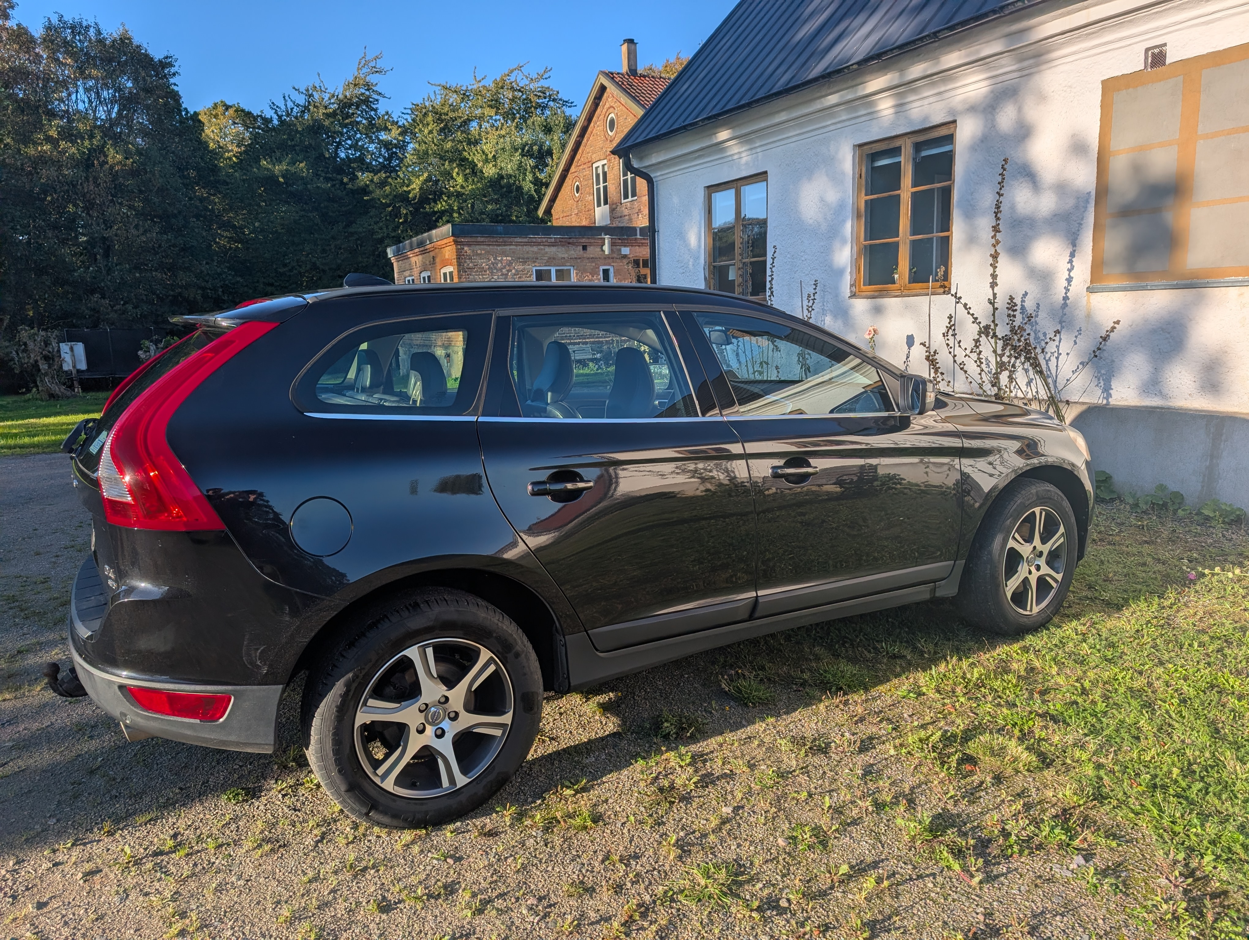 Volvo XC60 D4 AWD Geartronic 2013, kuva 3/10